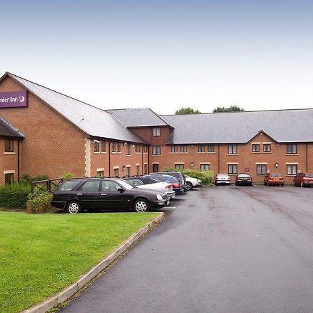 Premier Inn Chorley North Ngoại thất bức ảnh