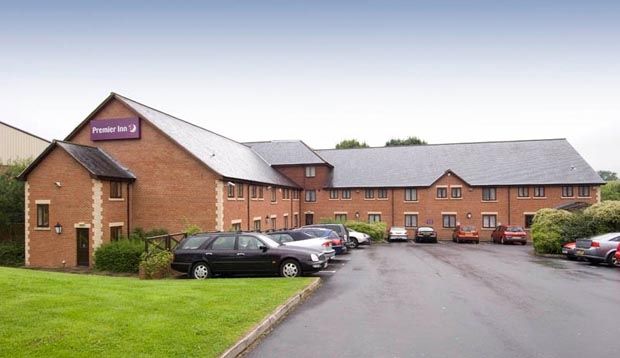 Premier Inn Chorley North Ngoại thất bức ảnh